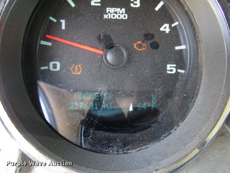 image for item FJ9710 2012 Chevrolet Silverado 2500HD Crew Cab pickup truck