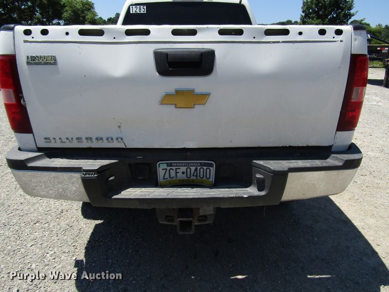 image for item FJ9710 2012 Chevrolet Silverado 2500HD Crew Cab pickup truck