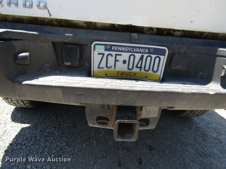 image for item FJ9710 2012 Chevrolet Silverado 2500HD Crew Cab pickup truck