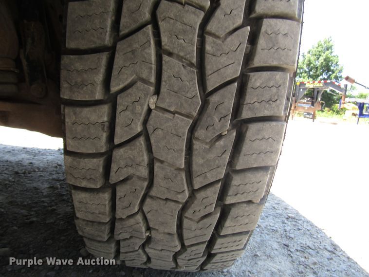 image for item FJ9710 2012 Chevrolet Silverado 2500HD Crew Cab pickup truck