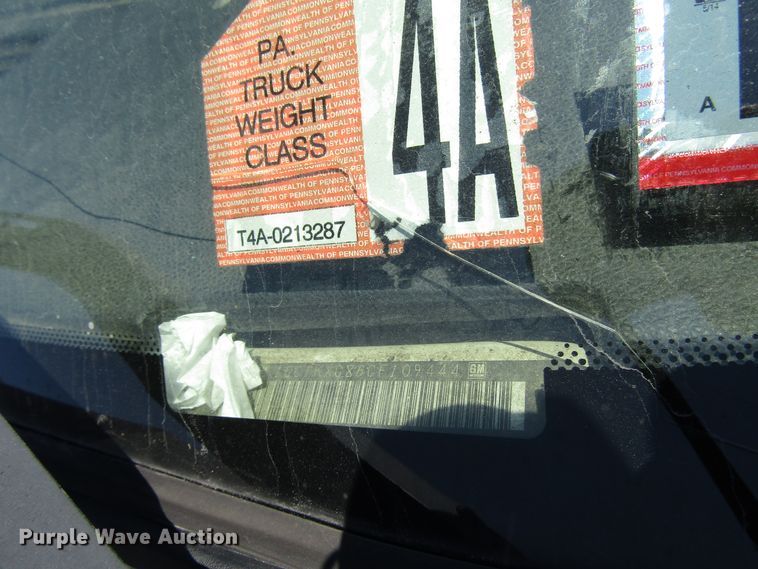 image for item FJ9710 2012 Chevrolet Silverado 2500HD Crew Cab pickup truck