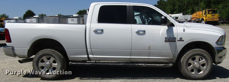 image for item FJ9712 2014 Dodge Ram 2500 Crew Cab pickup truck