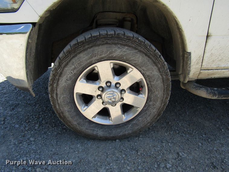 image for item FJ9712 2014 Dodge Ram 2500 Crew Cab pickup truck