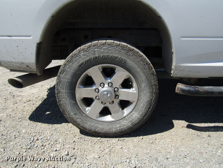 image for item FJ9712 2014 Dodge Ram 2500 Crew Cab pickup truck