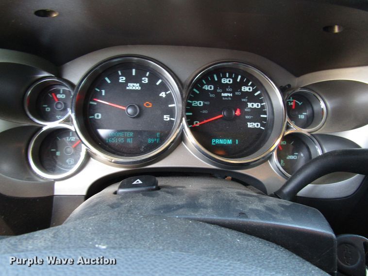 image for item FJ9713 2012 Chevrolet Silverado 2500HD Crew Cab pickup truck