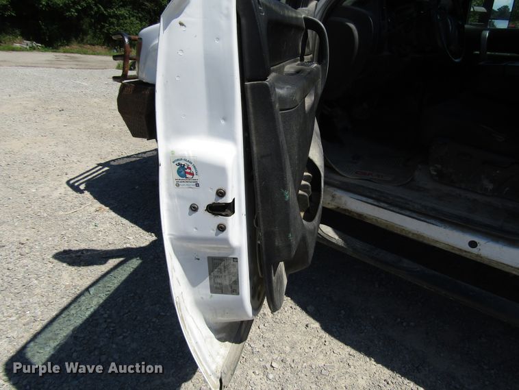 image for item FJ9714 2013 GMC Sierra 2500HD Crew Cab pickup truck