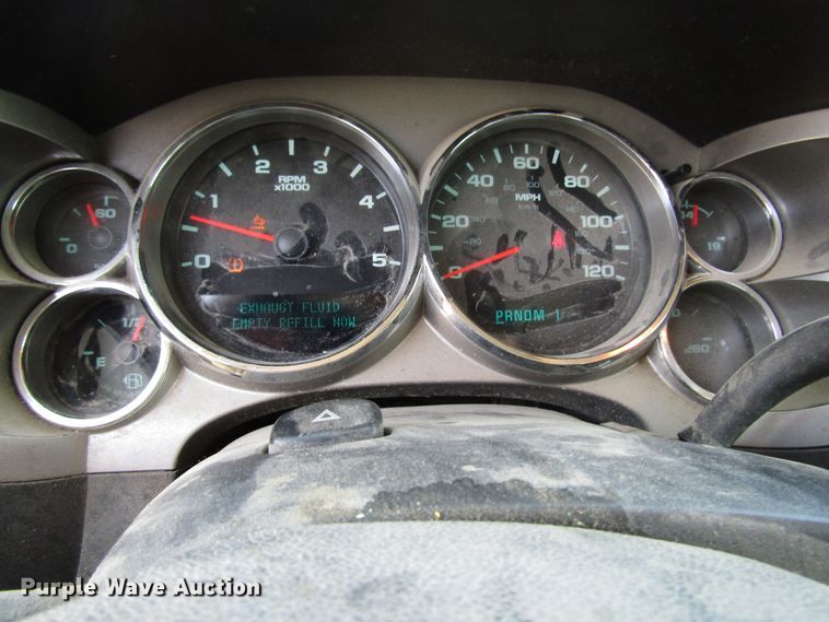 image for item FJ9714 2013 GMC Sierra 2500HD Crew Cab pickup truck