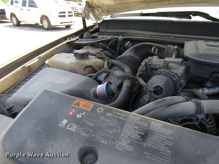 image for item FJ9714 2013 GMC Sierra 2500HD Crew Cab pickup truck