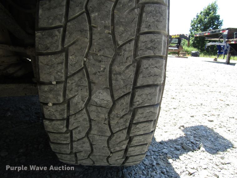 image for item FJ9714 2013 GMC Sierra 2500HD Crew Cab pickup truck