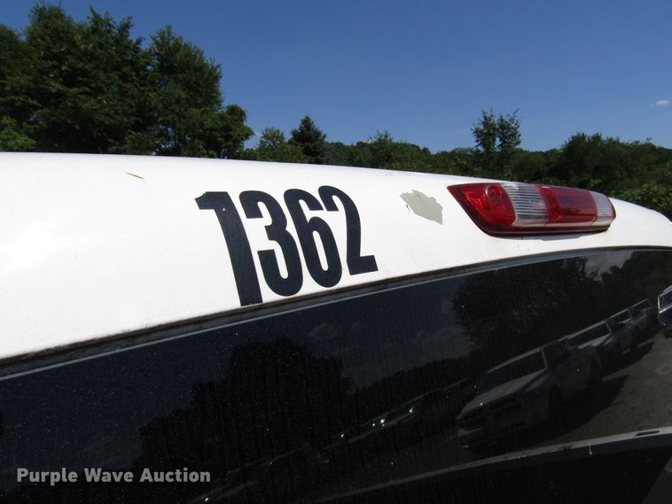 image for item FJ9714 2013 GMC Sierra 2500HD Crew Cab pickup truck