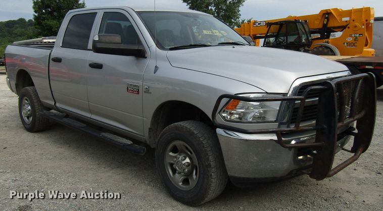 image for item FJ9726 2012 Dodge Ram 3500 Crew Cab pickup truck