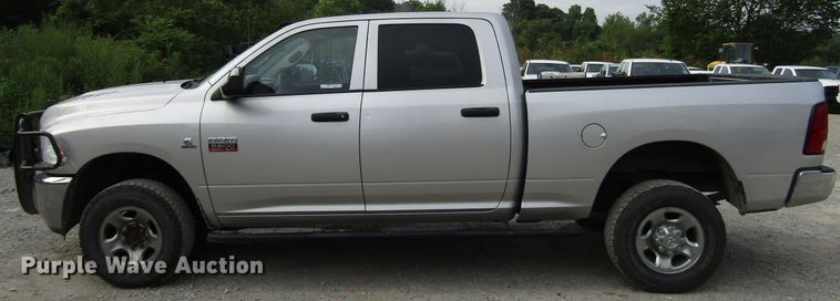 image for item FJ9726 2012 Dodge Ram 3500 Crew Cab pickup truck