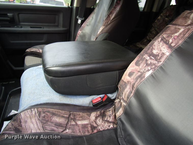 image for item FJ9726 2012 Dodge Ram 3500 Crew Cab pickup truck