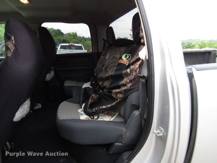 image for item FJ9726 2012 Dodge Ram 3500 Crew Cab pickup truck