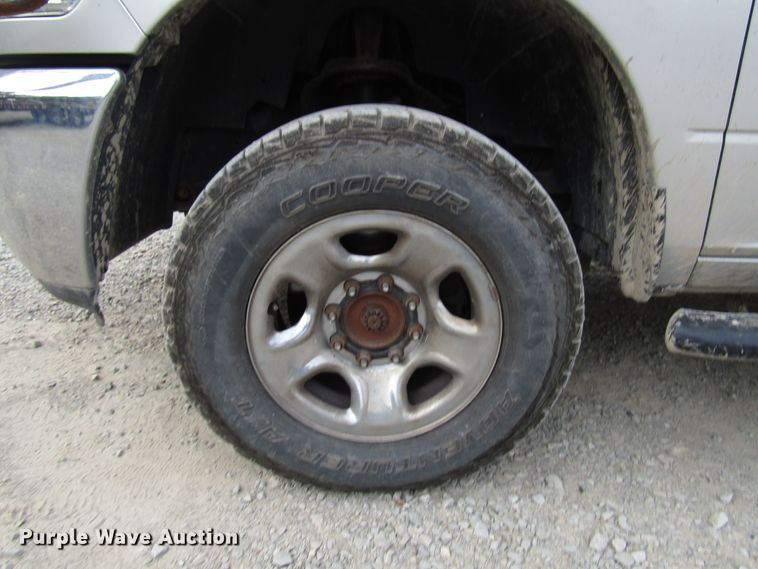 image for item FJ9726 2012 Dodge Ram 3500 Crew Cab pickup truck