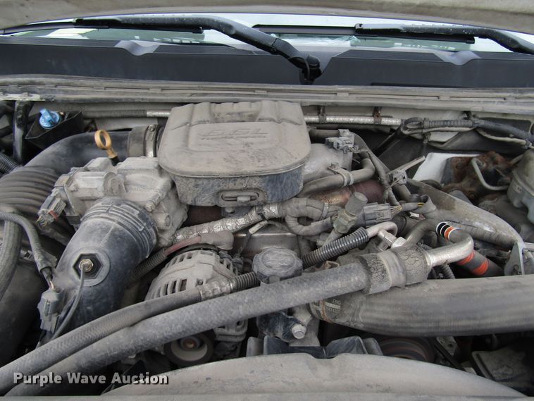 image for item FJ9728 2011 Chevrolet Silverado 2500HD Crew Cab pickup truck