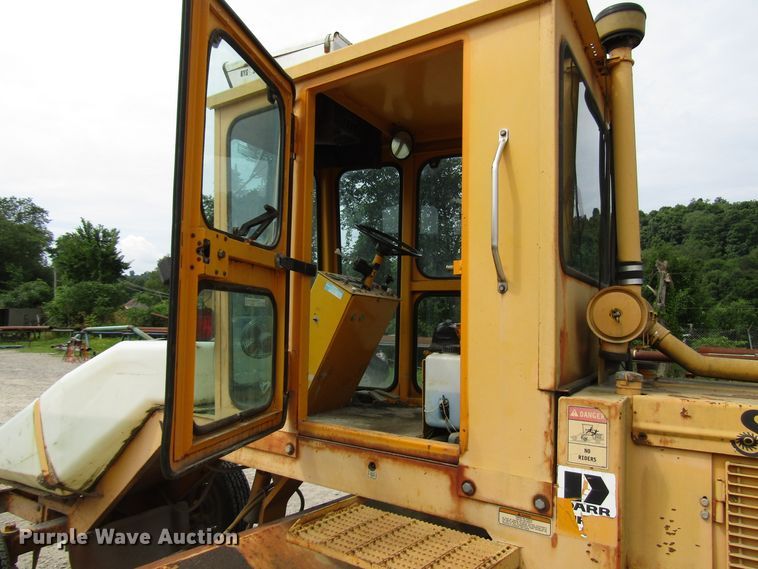 image for item FJ9737 Waldon SM250 broom