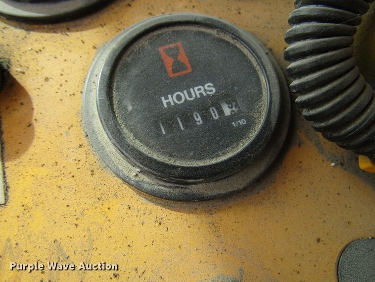 image for item FJ9737 Waldon SM250 broom