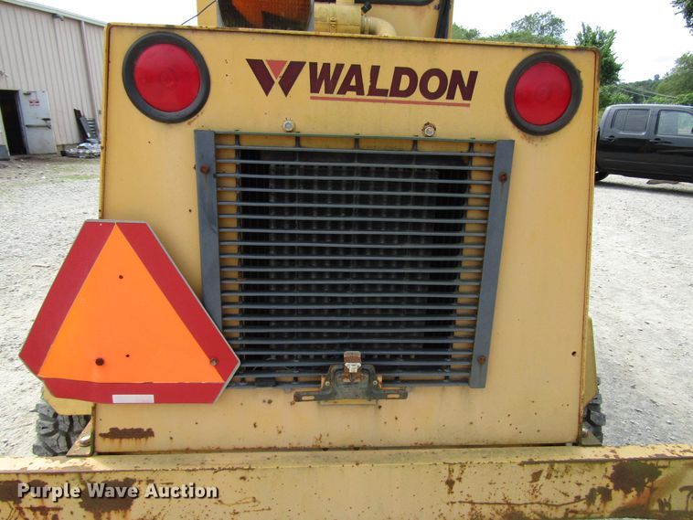 image for item FJ9737 Waldon SM250 broom