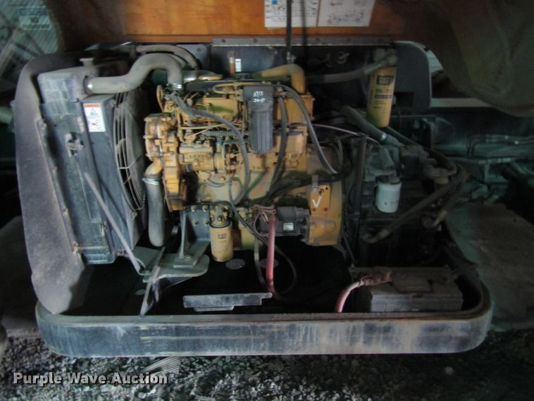 image for item FJ9740 2007 Caterpillar TL642 telehandler