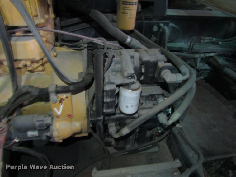 image for item FJ9740 2007 Caterpillar TL642 telehandler