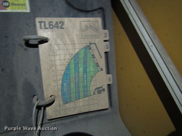 image for item FJ9740 2007 Caterpillar TL642 telehandler