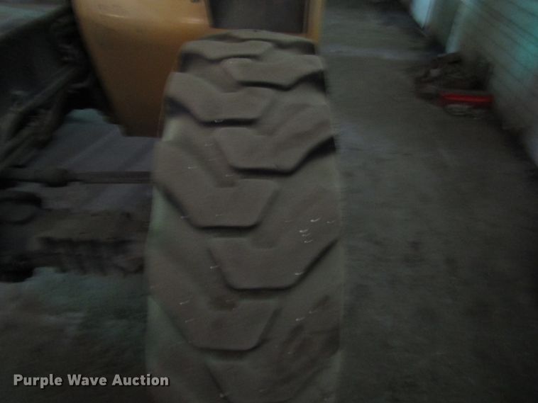 image for item FJ9740 2007 Caterpillar TL642 telehandler