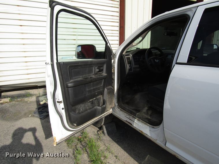 image for item FJ9741 2012 Dodge Ram 3500 Crew Cab pickup truck