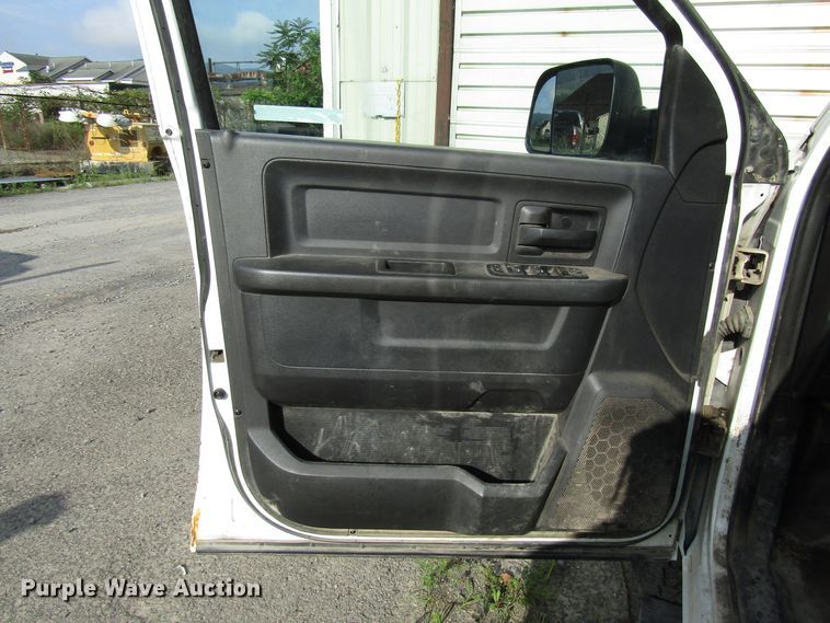 image for item FJ9741 2012 Dodge Ram 3500 Crew Cab pickup truck