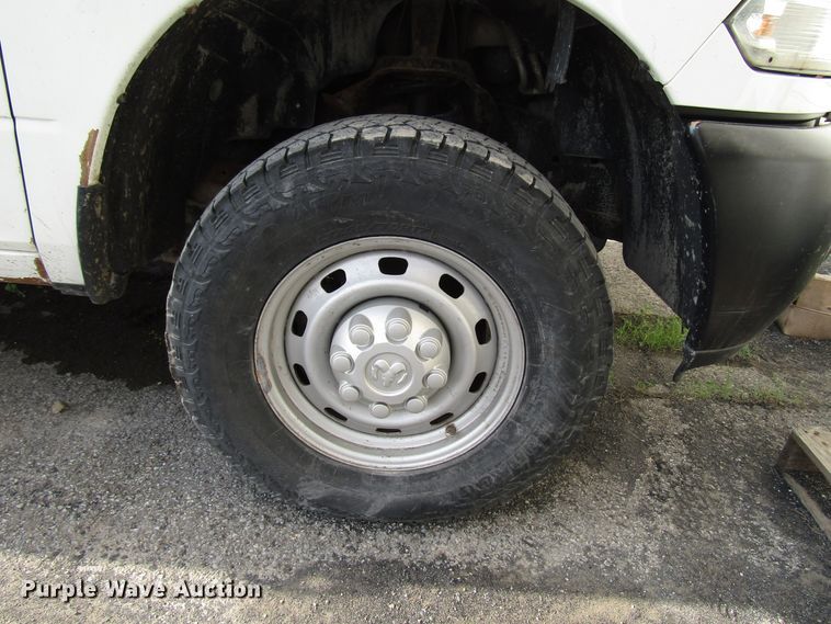 image for item FJ9741 2012 Dodge Ram 3500 Crew Cab pickup truck