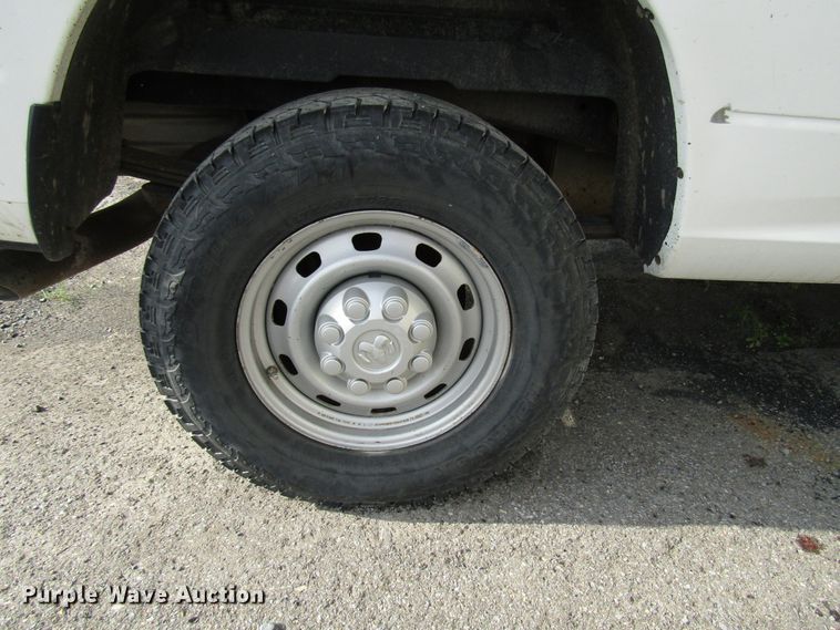 image for item FJ9741 2012 Dodge Ram 3500 Crew Cab pickup truck