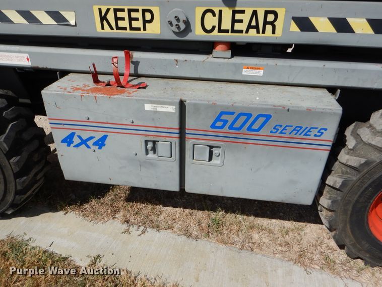 image for item FJ9756 1994 Skyjack SJ7027PD1 scissor lift