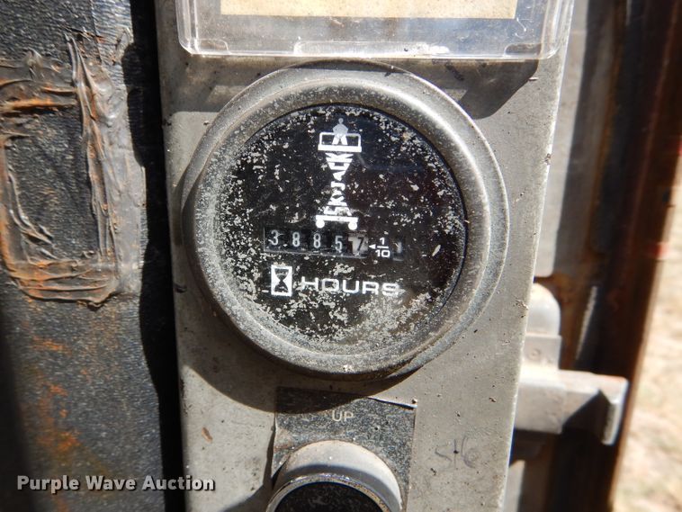 image for item FJ9756 1994 Skyjack SJ7027PD1 scissor lift