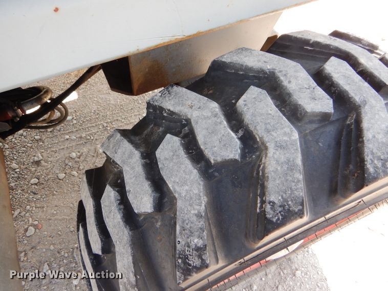 image for item FJ9756 1994 Skyjack SJ7027PD1 scissor lift