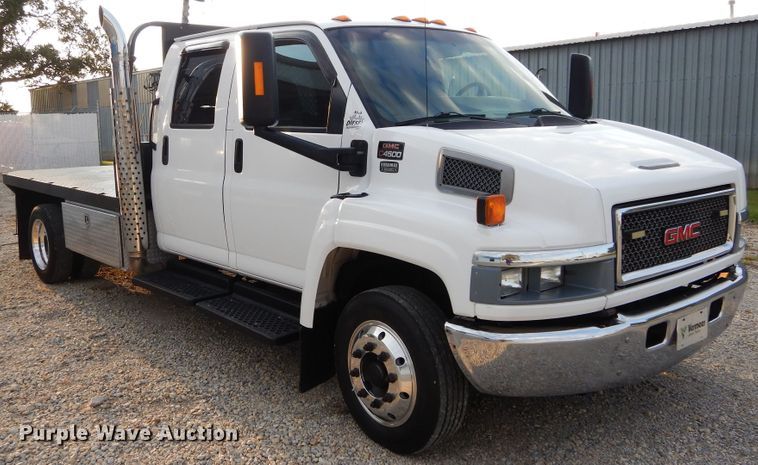 image for item FK9768 2004 GMC C4500 Crew Cab flatbed truck