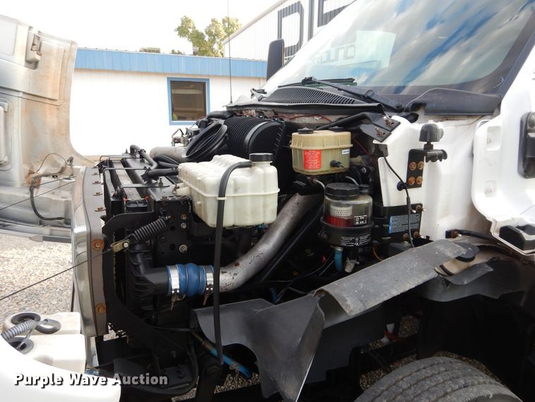 image for item FK9768 2004 GMC C4500 Crew Cab flatbed truck