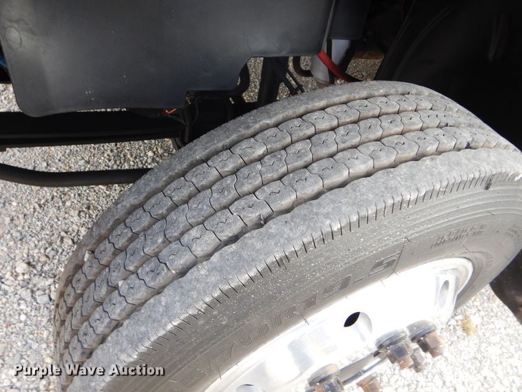 image for item FK9768 2004 GMC C4500 Crew Cab flatbed truck