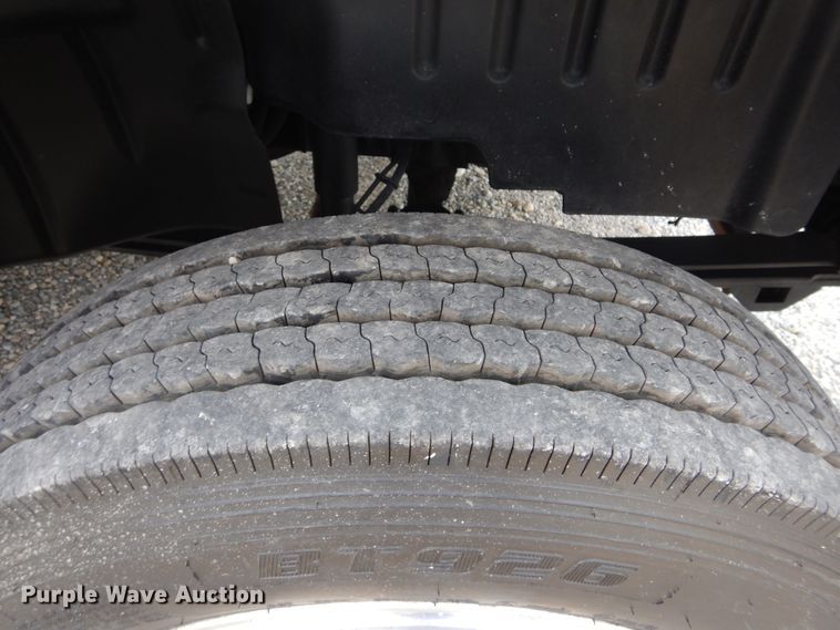 image for item FK9768 2004 GMC C4500 Crew Cab flatbed truck