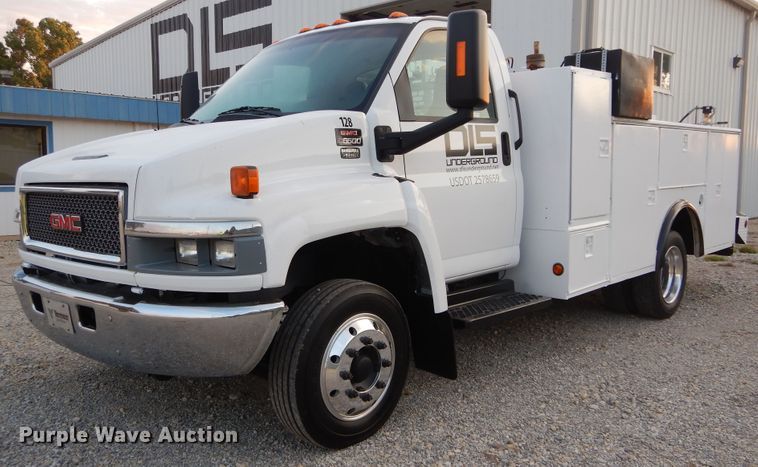 image for item FK9769 2008 Chevrolet C4500 service truck with crane