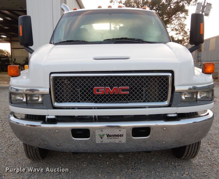 image for item FK9769 2008 Chevrolet C4500 service truck with crane