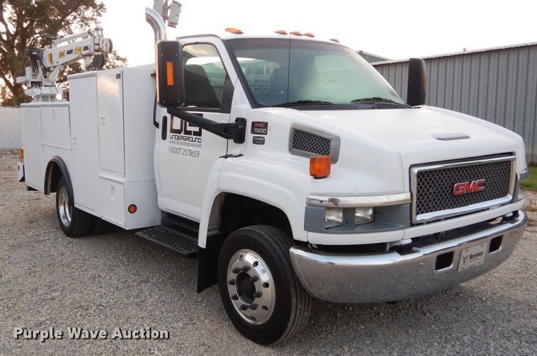 image for item FK9769 2008 Chevrolet C4500 service truck with crane