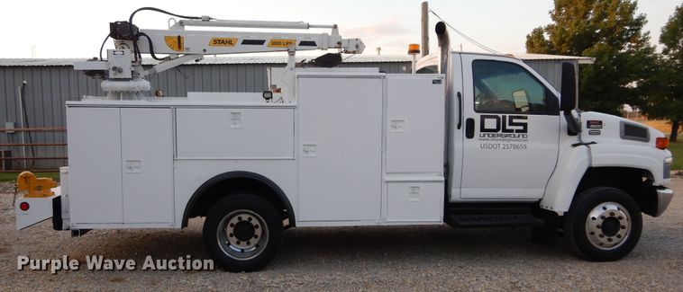 image for item FK9769 2008 Chevrolet C4500 service truck with crane