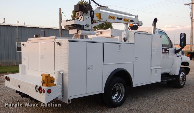 image for item FK9769 2008 Chevrolet C4500 service truck with crane