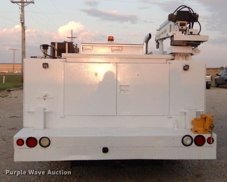 image for item FK9769 2008 Chevrolet C4500 service truck with crane