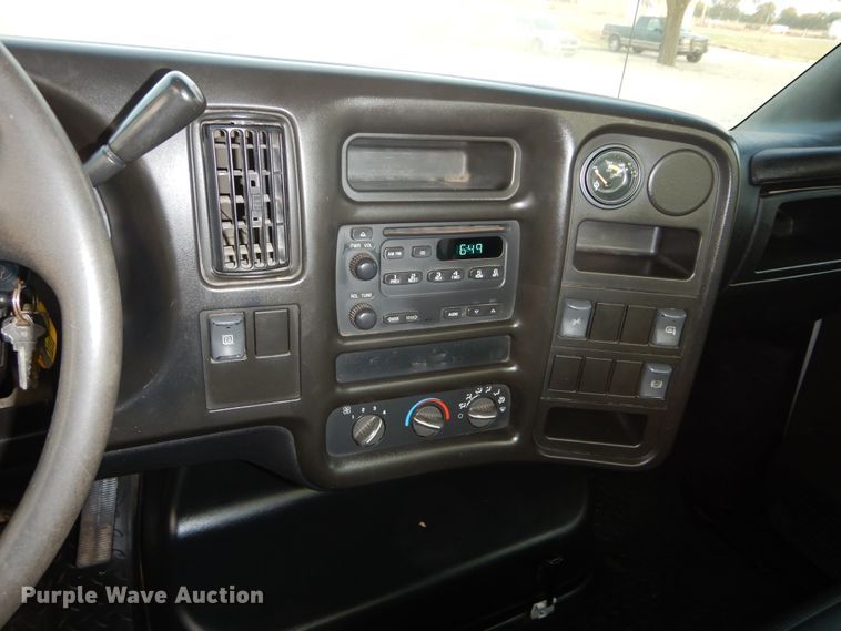 image for item FK9769 2008 Chevrolet C4500 service truck with crane