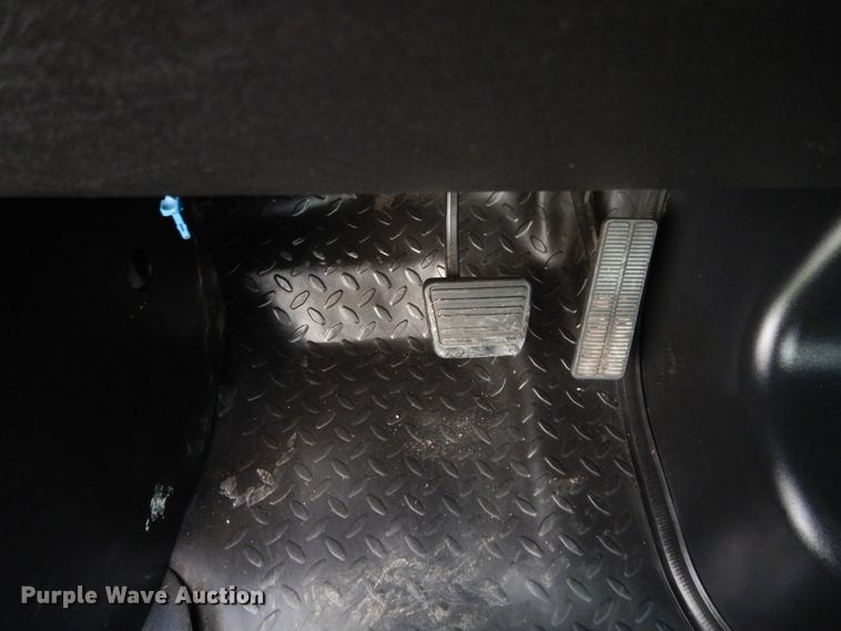 image for item FK9769 2008 Chevrolet C4500 service truck with crane