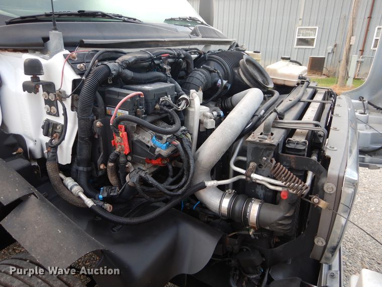 image for item FK9769 2008 Chevrolet C4500 service truck with crane