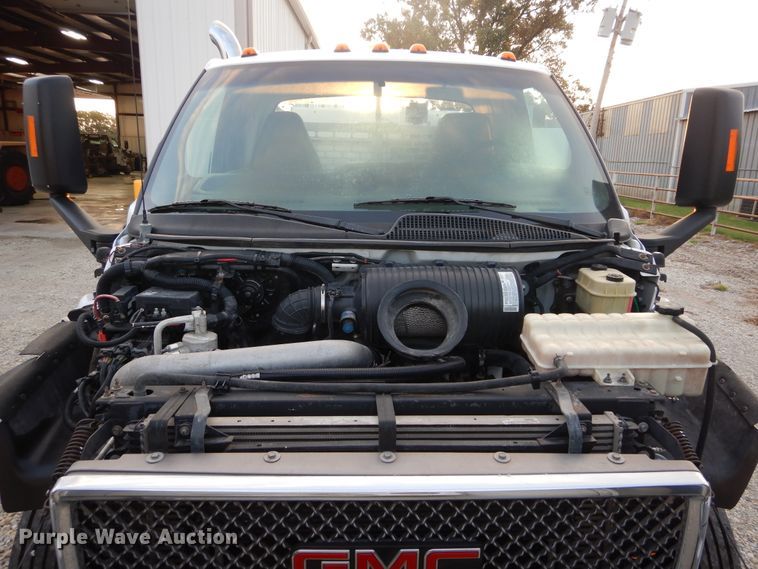 image for item FK9769 2008 Chevrolet C4500 service truck with crane