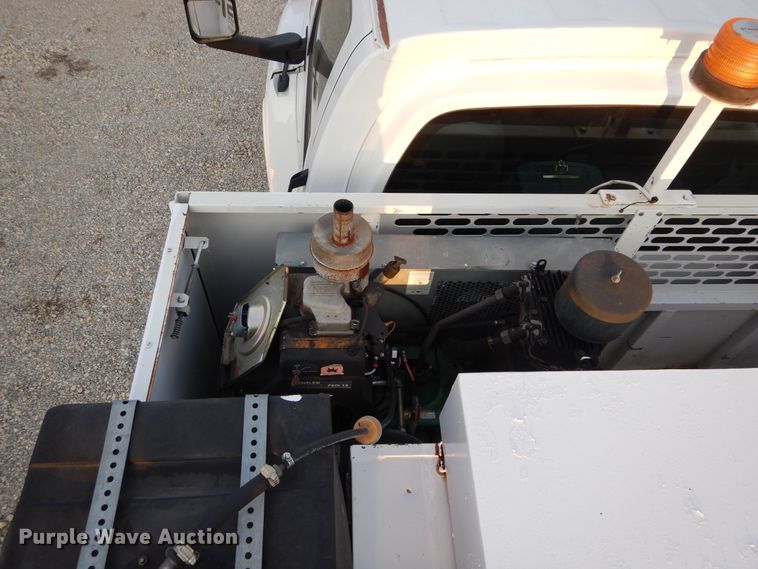 image for item FK9769 2008 Chevrolet C4500 service truck with crane