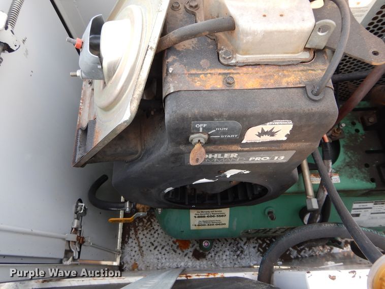 image for item FK9769 2008 Chevrolet C4500 service truck with crane